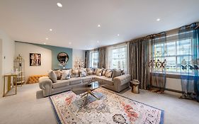 Huge 200Sqm Luxury 3-Bedroom Mews Villa